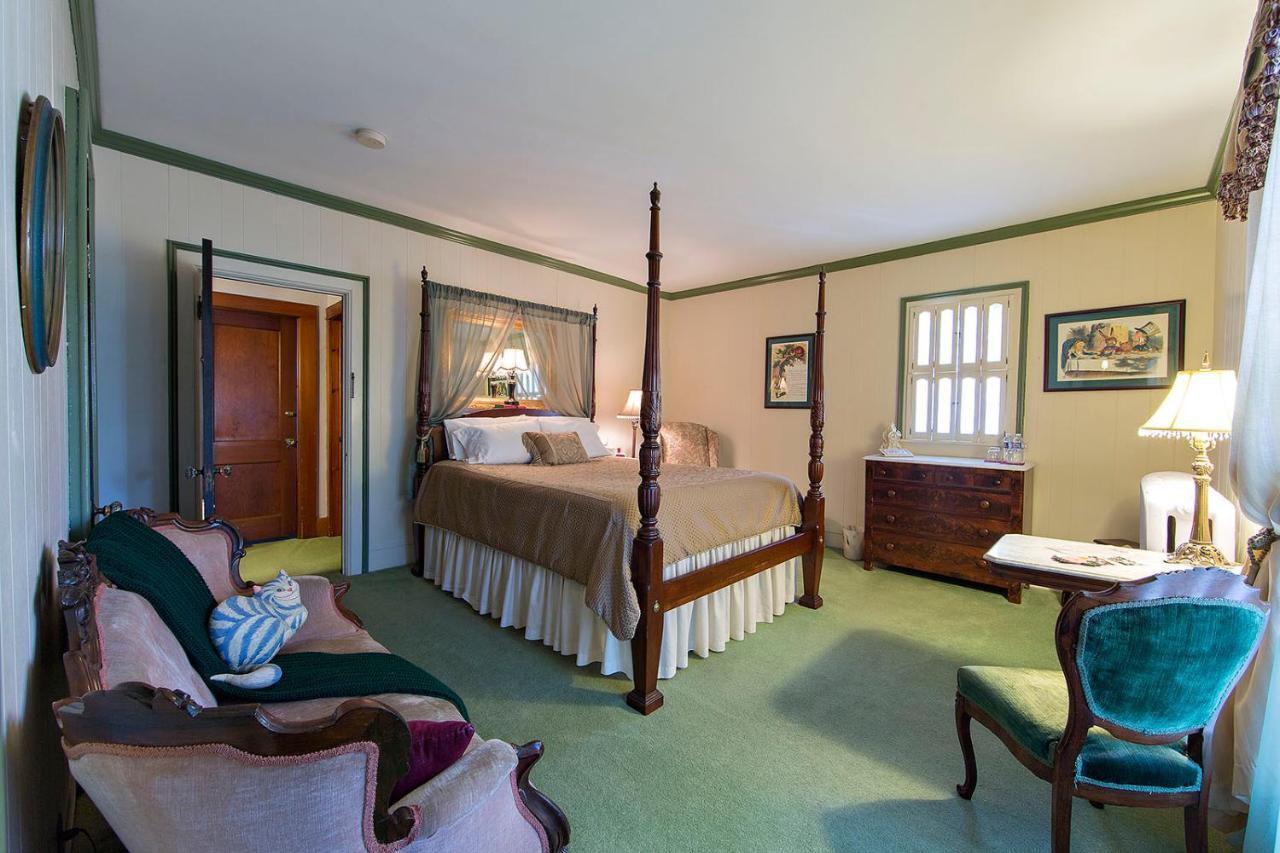 Rosewood Inn Corning Ngoại thất bức ảnh